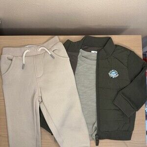 NWOT 3 Piece Penguin By Munsingwear Boys Coat/ Shirt/Jogger 9-12Mo Tan Green